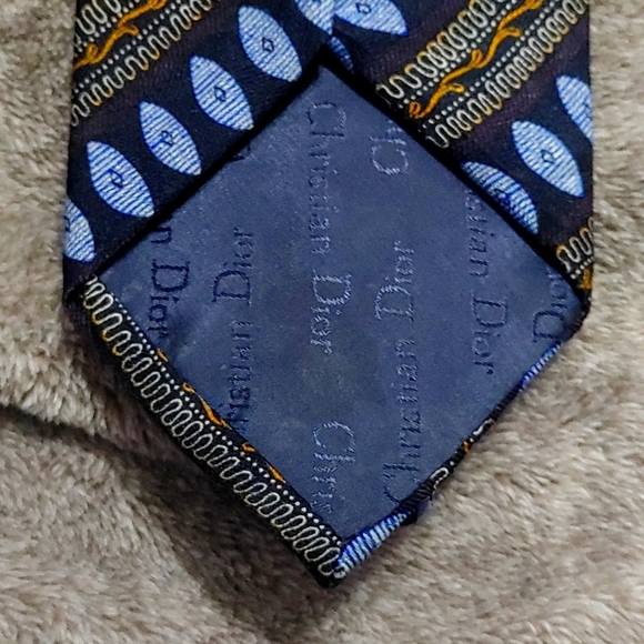 Authentic and Vintage Dior Tie - Picture 2 of 5